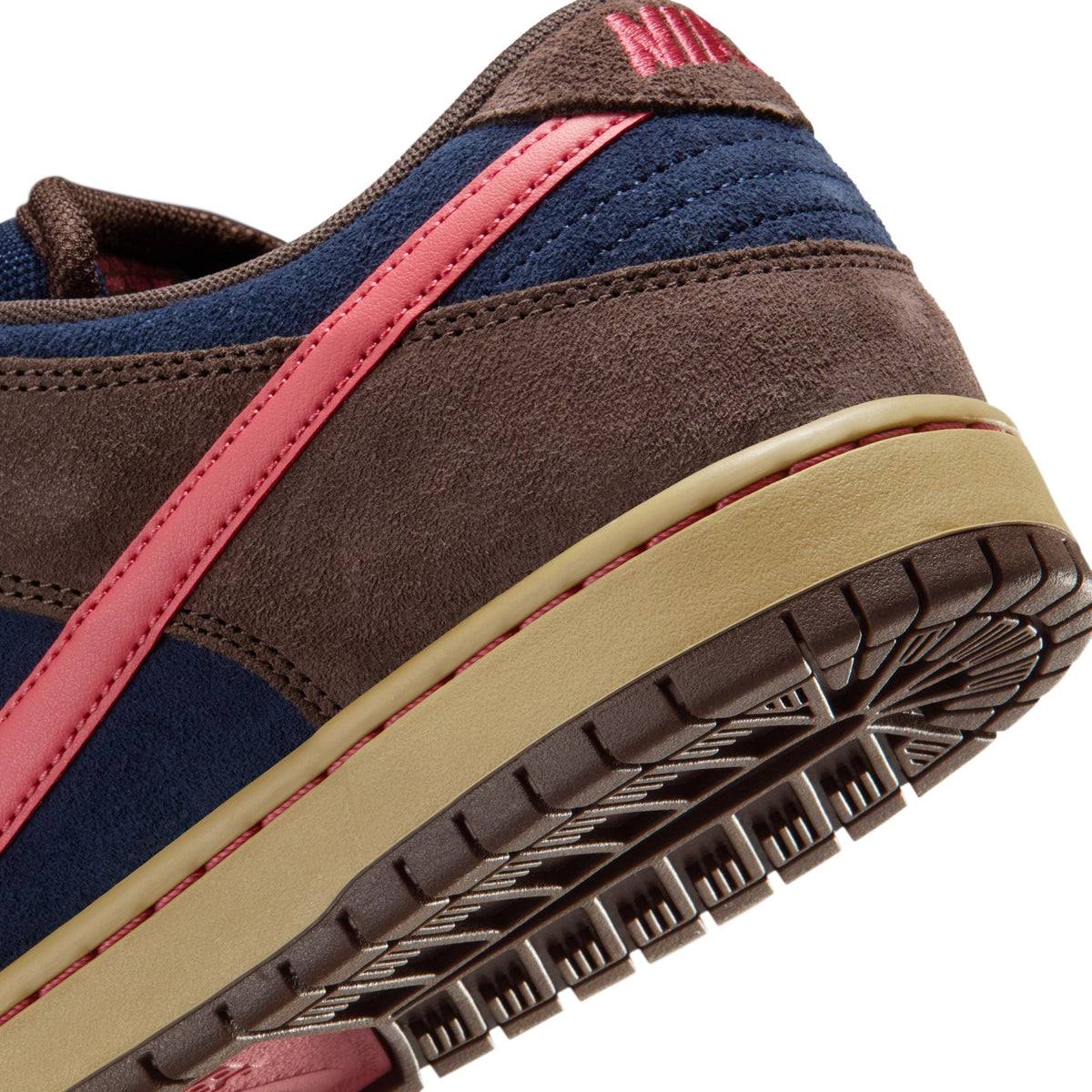Dunk Low Pro
