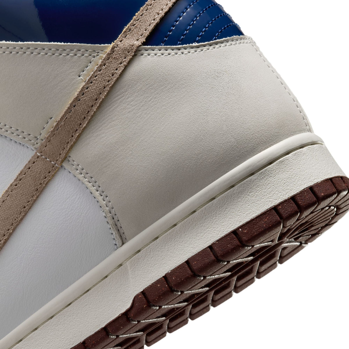 Dunk High Pro "Beyond"