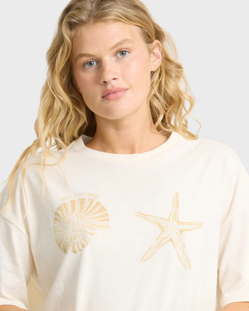 In Front Of Me Short Sleeve Knit T-Shirt