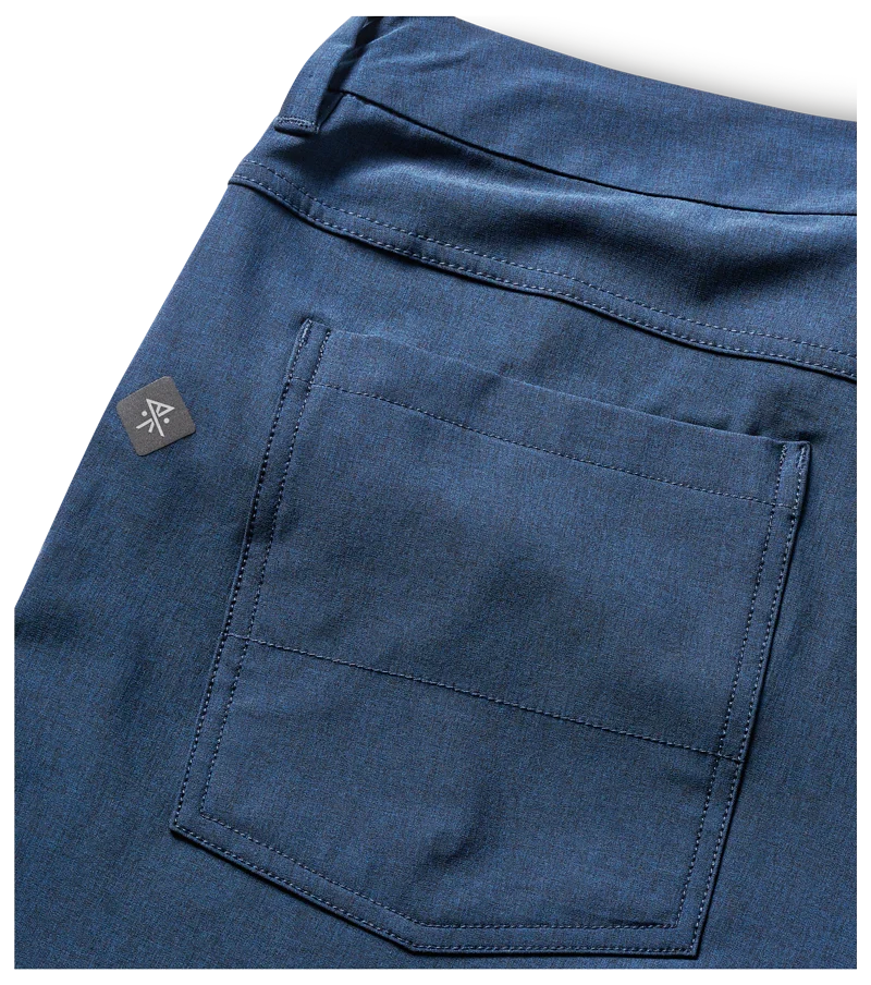 Explorer 2.0 Hybrid Shorts 19"